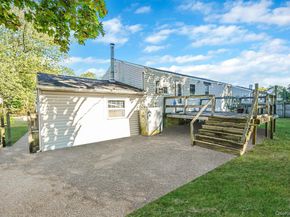 2812 Sipp Avenue, Medford NY 11763
