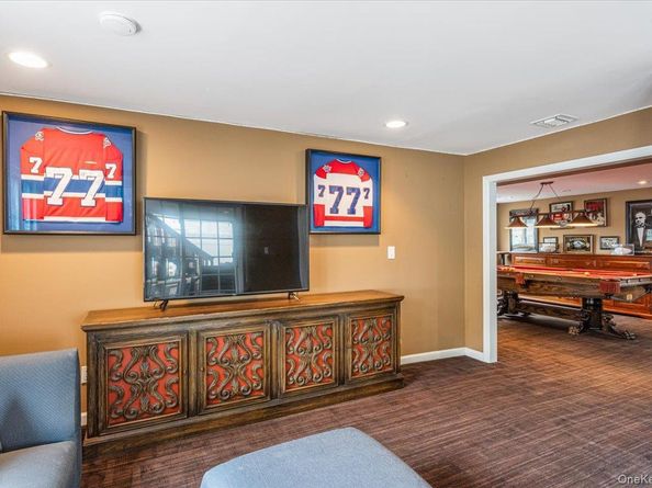 11 Fishermans Drive, Port Washington NY 11050