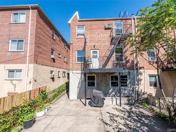 1318 Mace Avenue, Bronx NY 10469