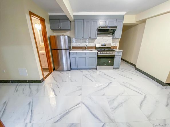1318 Mace Avenue, Bronx NY 10469