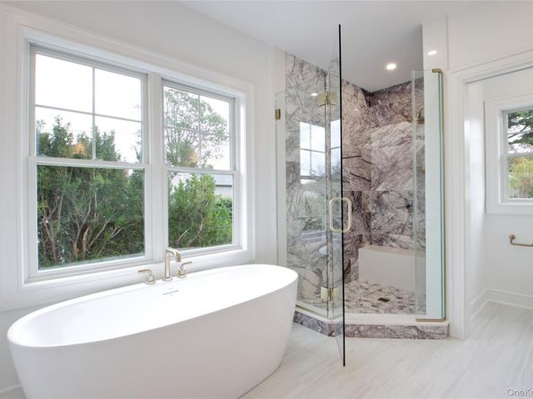 225 Brixton Road, Garden City NY 11530