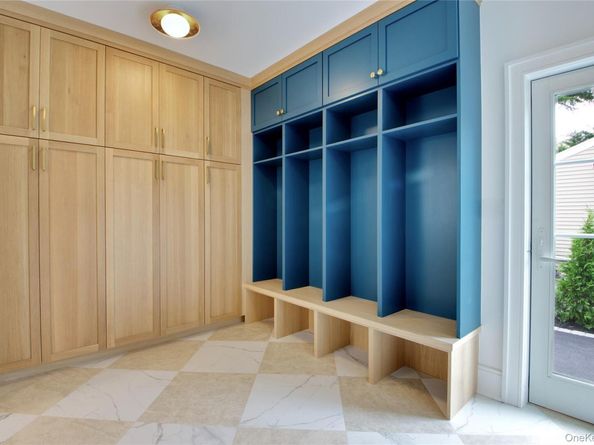 225 Brixton Road, Garden City NY 11530