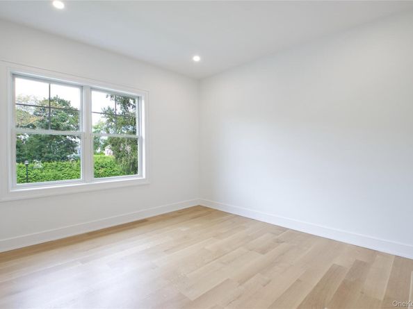 225 Brixton Road, Garden City NY 11530