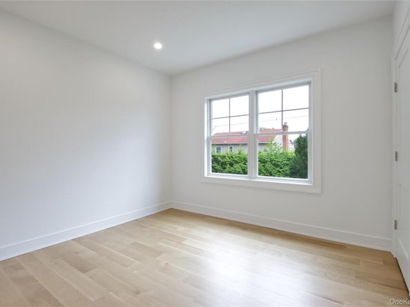 225 Brixton Road, Garden City NY 11530