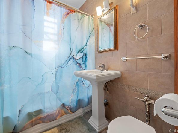 69-60 108th Street 503, Forest Hills NY 11375