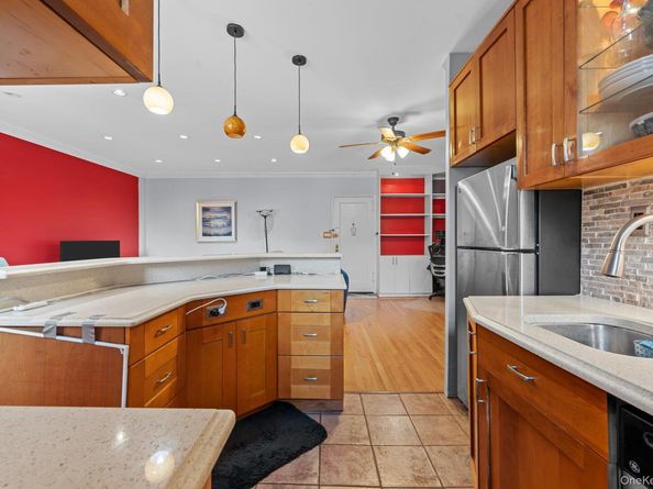 69-60 108th Street 503, Forest Hills NY 11375