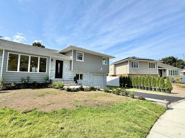 2166 Isabelle Ct, North Bellmore NY 11710