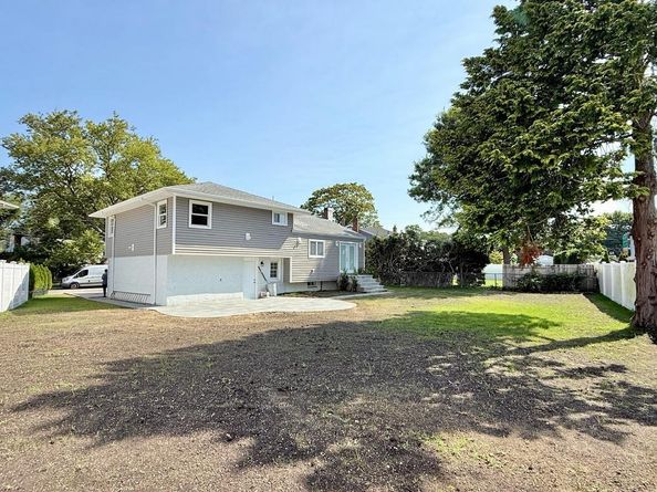 2166 Isabelle Ct, North Bellmore NY 11710