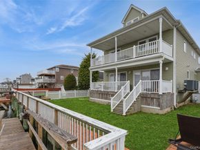 271 Arthur Street, Freeport NY 11520