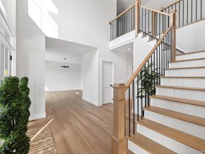 43 Hilltop Lane, Thornwood NY 10594