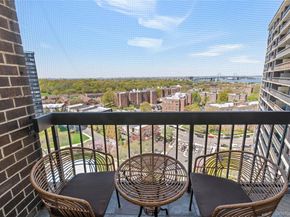 2 Bay Club Drive 17P, Bayside NY 11360