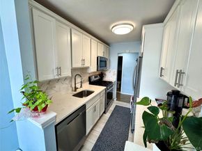 87-10 149th Avenue 5D, Howard Beach NY 11414