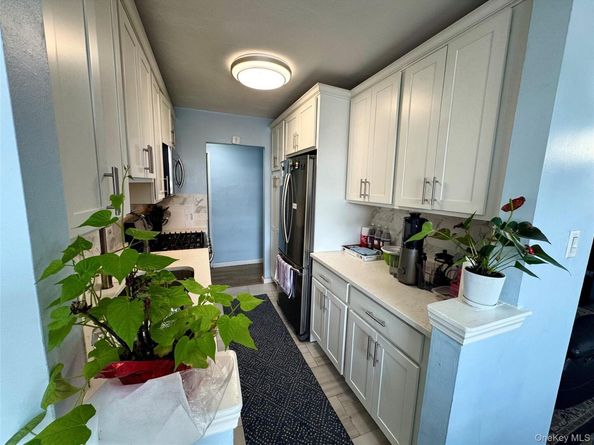 87-10 149th Avenue 5D, Howard Beach NY 11414