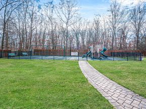 460 Old Town Road 24H, Port Jefferson Station NY 11776