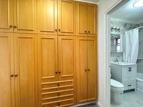 6824 140th Street A, Flushing NY 11367