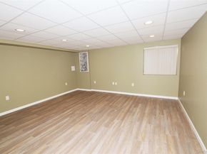 21 Virginia Pine 21, Bay Shore NY 11706