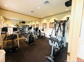 21 Virginia Pine 21, Bay Shore NY 11706