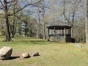 956 Paulding Street, Peekskill NY 10566