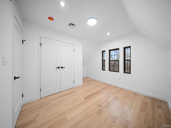 218-37 Spencer Avenue, Queens Village NY 11427