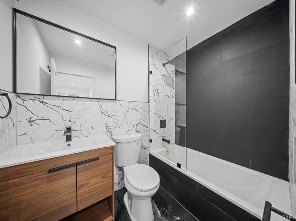 218-37 Spencer Avenue, Queens Village NY 11427