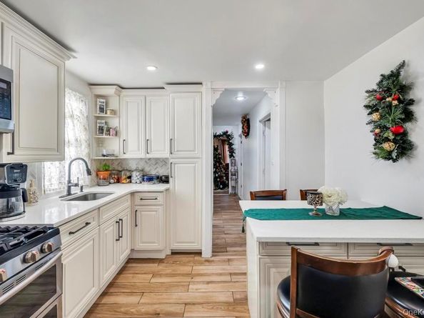 69 Butler Boulevard, Elmont NY 11003