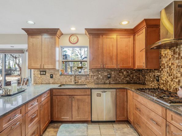 9 Minto Court, Centereach NY 11720