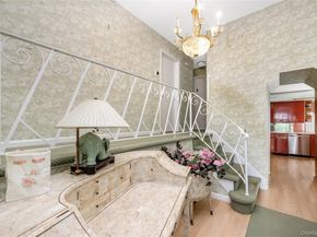 159 Avon Place, West Hempstead NY 11552