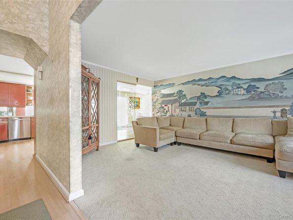 159 Avon Place, West Hempstead NY 11552