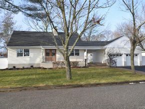 188 Ralph Avenue, Babylon NY 11702