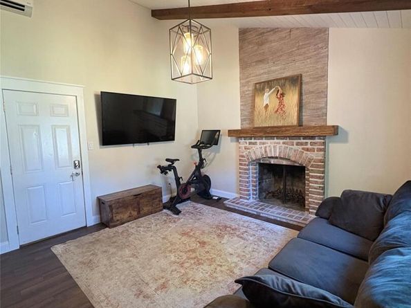 9 Sugarbush Lane, Coram NY 11727