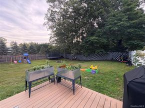 9 Sugarbush Lane, Coram NY 11727