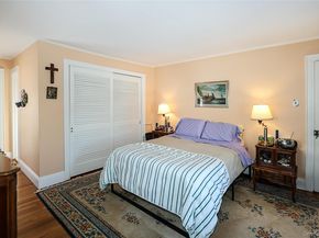 71 Beechwood Avenue, Manhasset NY 11030