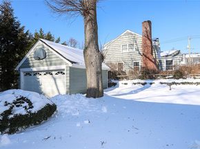 71 Beechwood Avenue, Manhasset NY 11030