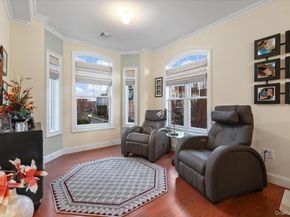 365 Trotting Lane, Westbury NY 11590