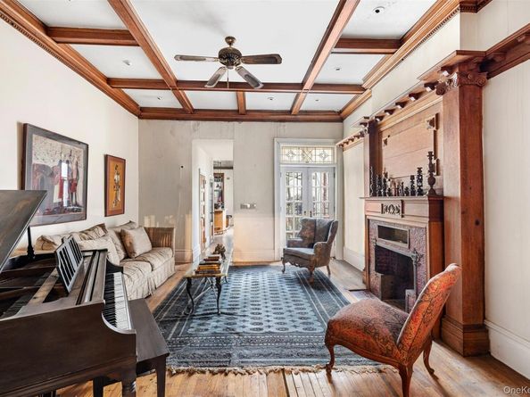 28 Hamilton Terrace, New York (Manhattan) NY 10031