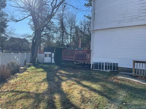 27 Birch Lane, Valley Stream NY 11581