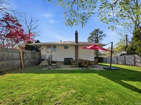 15 Saddle Lane, Huntington Station NY 11746