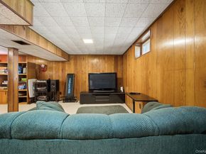 15 Saddle Lane, Huntington Station NY 11746