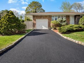 15 Saddle Lane, Huntington Station NY 11746