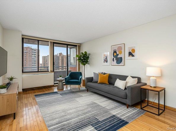 62-54 97th Place 9N, Rego Park NY 11374