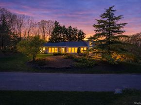 15 Frost Valley Road, Mount Sinai NY 11766