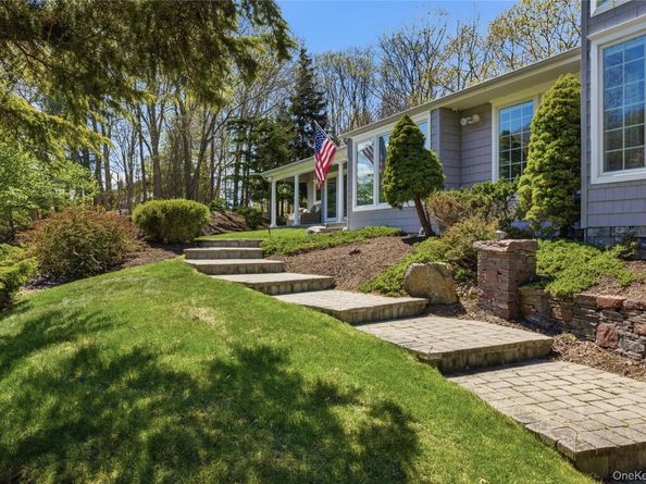 15 Frost Valley Road, Mount Sinai NY 11766