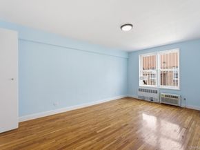 144-30 Sanford Ave 6V, Flushing NY 11355