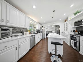 1661 Old Country Road 62, Riverhead NY 11901