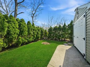 1661 Old Country Road 62, Riverhead NY 11901