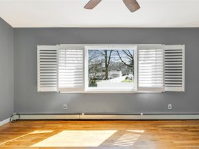 26 Stevenson Place, Deer Park NY 11729