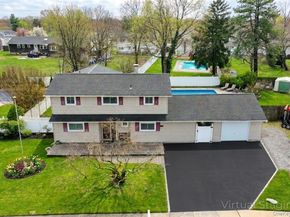 26 Stevenson Place, Deer Park NY 11729