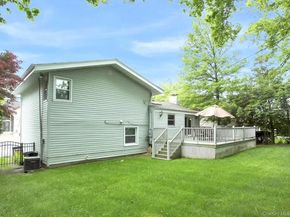 287 Birchwood Park Drive, Jericho NY 11753