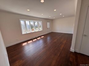 529 Elder Lane, Ronkonkoma NY 11779