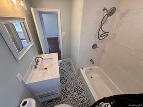 529 Elder Lane, Ronkonkoma NY 11779